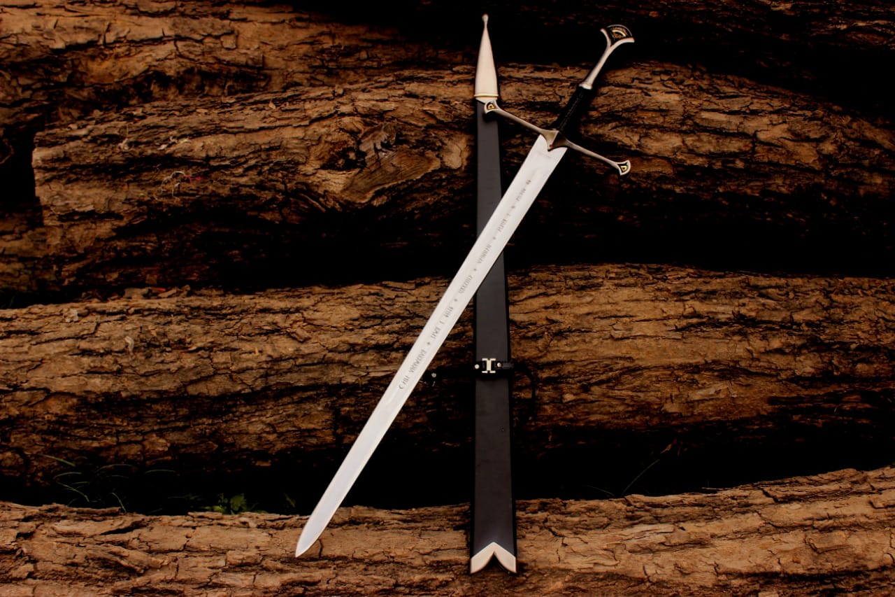 ⚔️ Narsil Sword of King Aragorn (Strider) Replica – 40” Stainless Steel Sword with Scabbard & Wall Mount