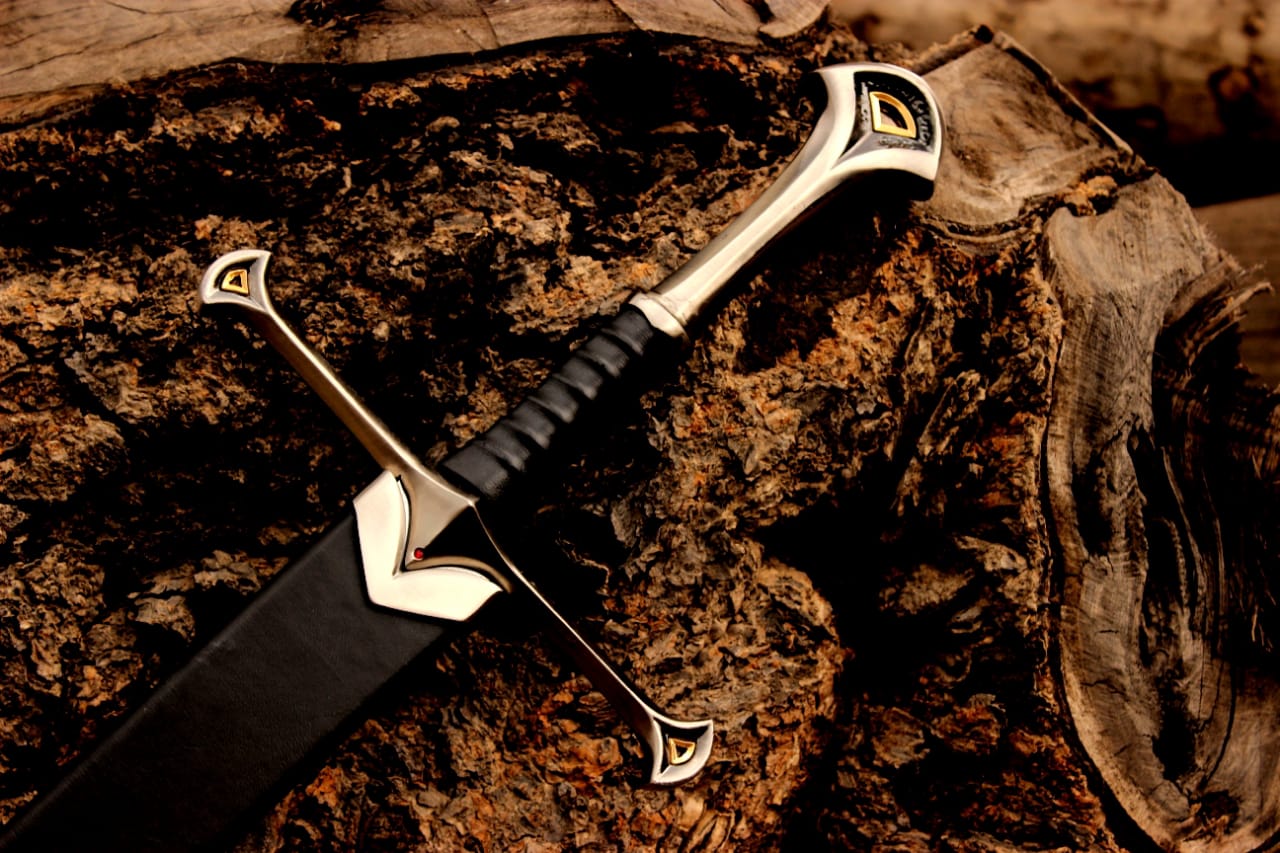 ⚔️ Narsil Sword of King Aragorn (Strider) Replica – 40” Stainless Steel Sword with Scabbard & Wall Mount