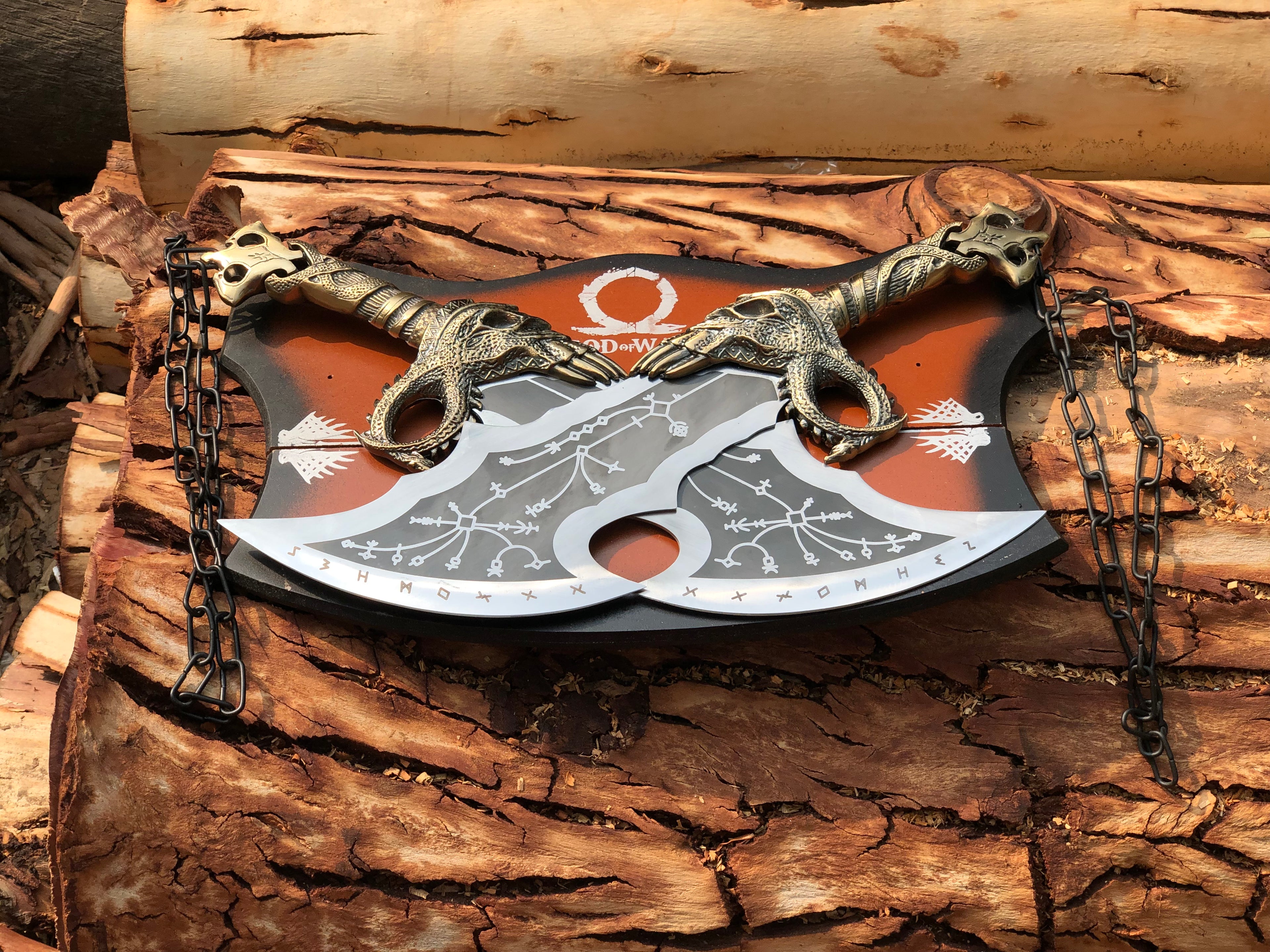 🗡️ God of War Blades of Chaos Replica – 21” Stainless Steel Fantasy Sword with Wall Mount 